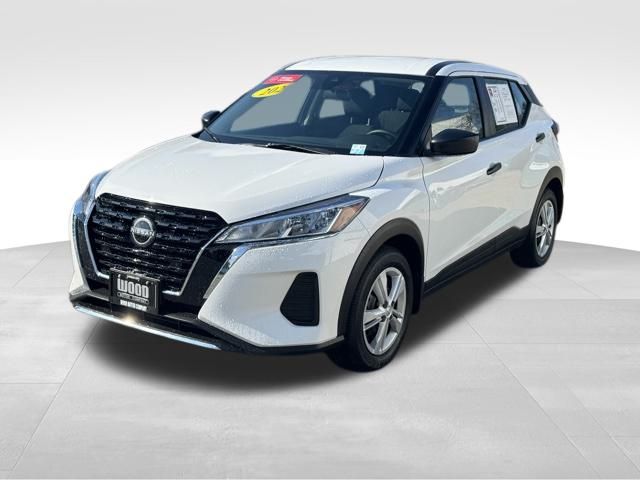 2025 Nissan Kicks Play S photo 2