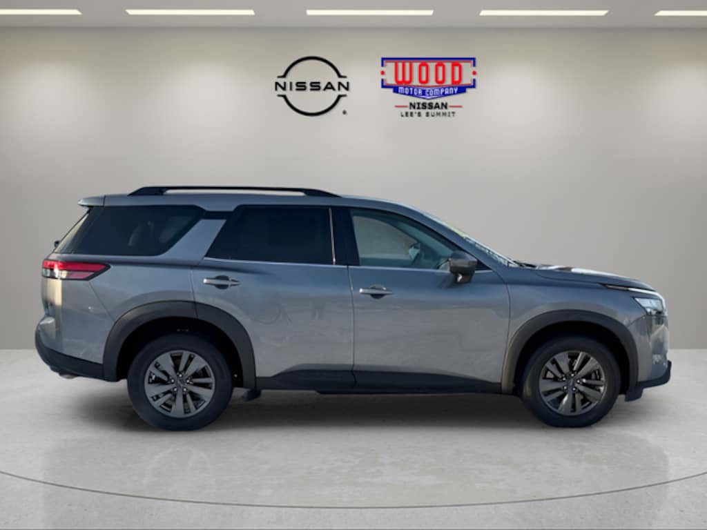 Used 2023 Nissan Pathfinder SV SUV