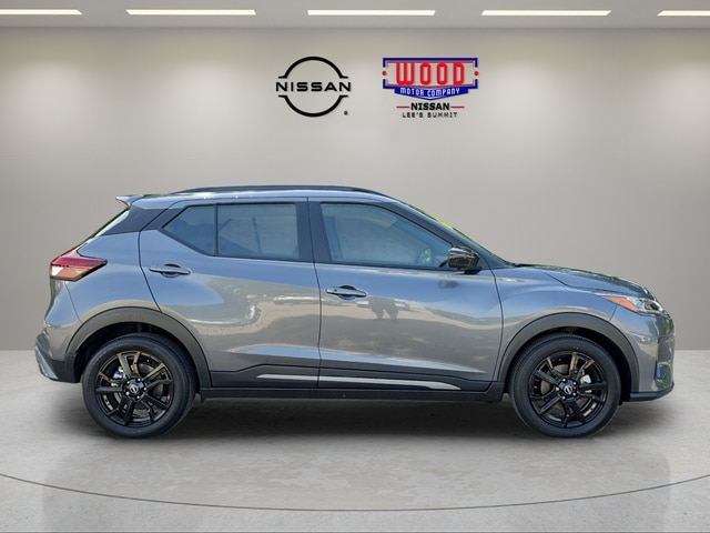 Used 2024 Nissan Kicks SR with VIN 3N1CP5DV3RL538545 for sale in Kansas City