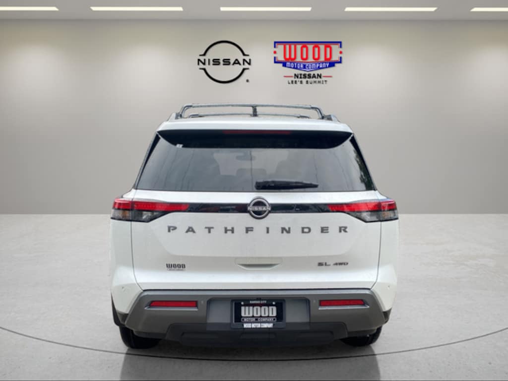New 2026 Nissan Pathfinder SL SUV