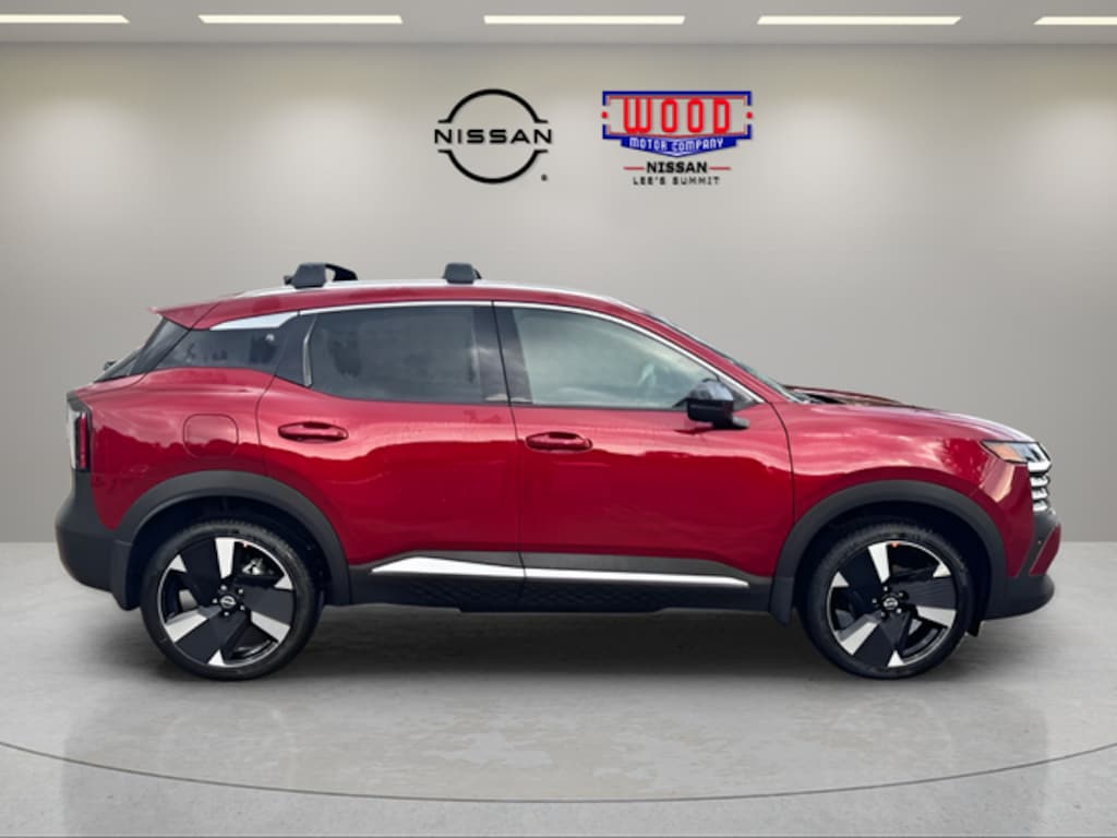 New 2026 Nissan Kicks SR SUV