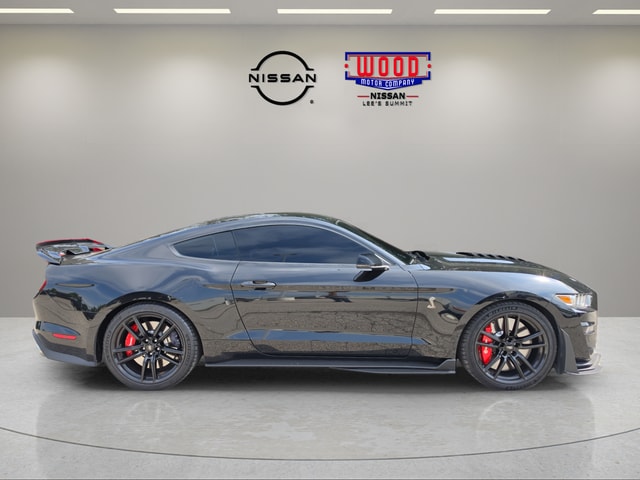 Used 2020 Ford Mustang Shelby GT500 with VIN 1FA6P8SJ1L5501695 for sale in Kansas City