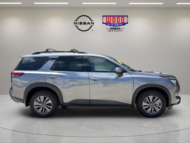 Used 2025 Nissan Pathfinder SV with VIN 5N1DR3BC2SC272935 for sale in Kansas City