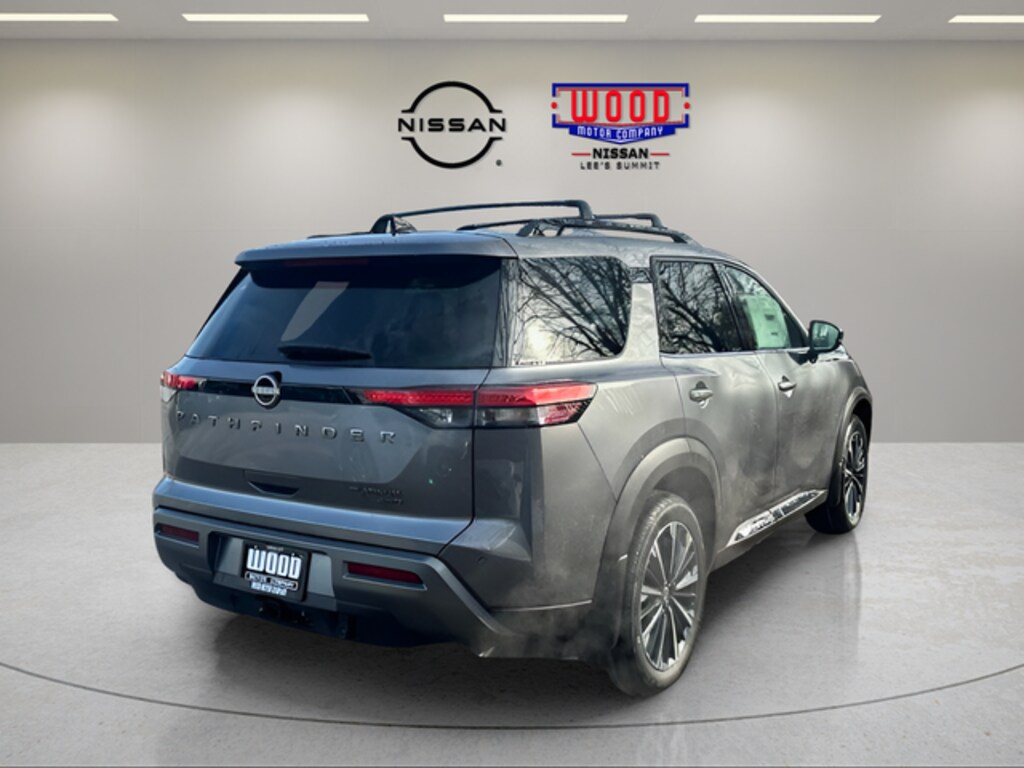 New 2026 Nissan Pathfinder Platinum SUV