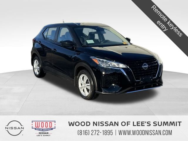 2025 Nissan KICKS PLAY Base