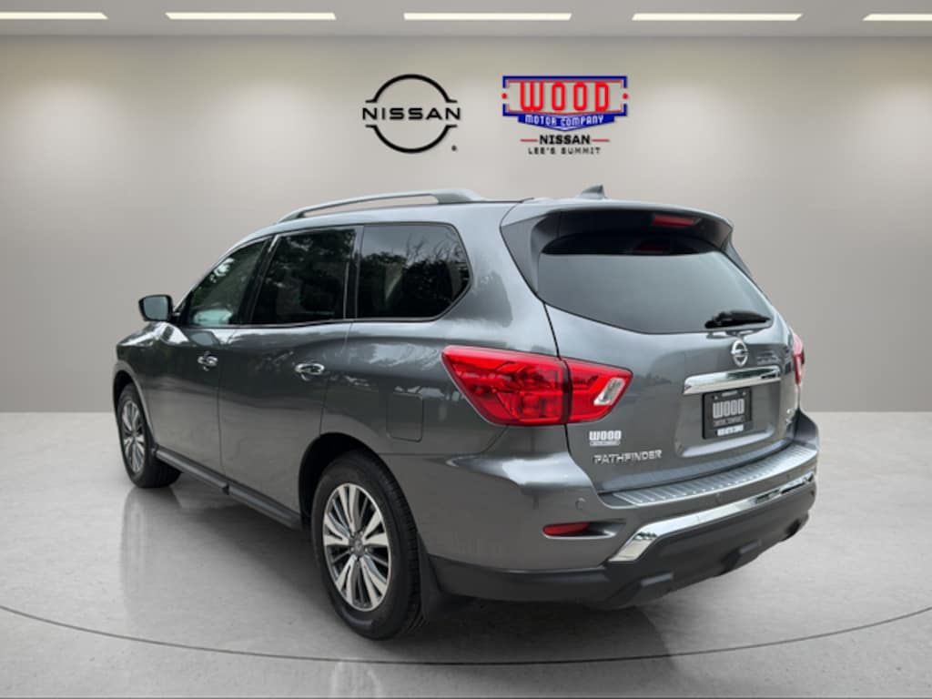 Used 2020 Nissan Pathfinder SL SUV