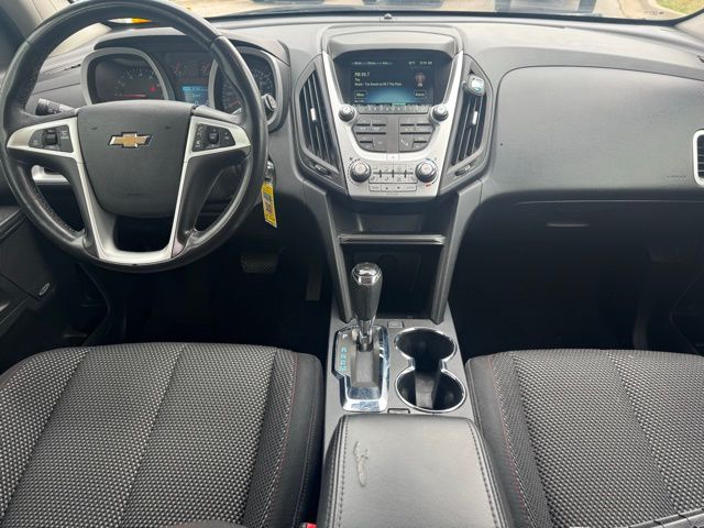 2016 Chevrolet Equinox LT photo 3