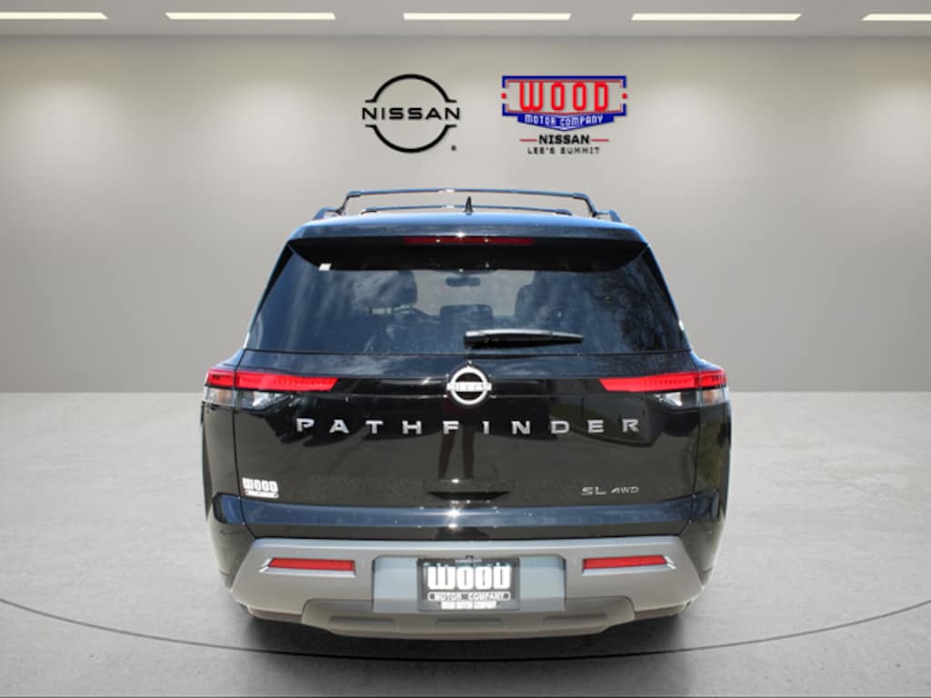 New 2026 Nissan Pathfinder SL SUV