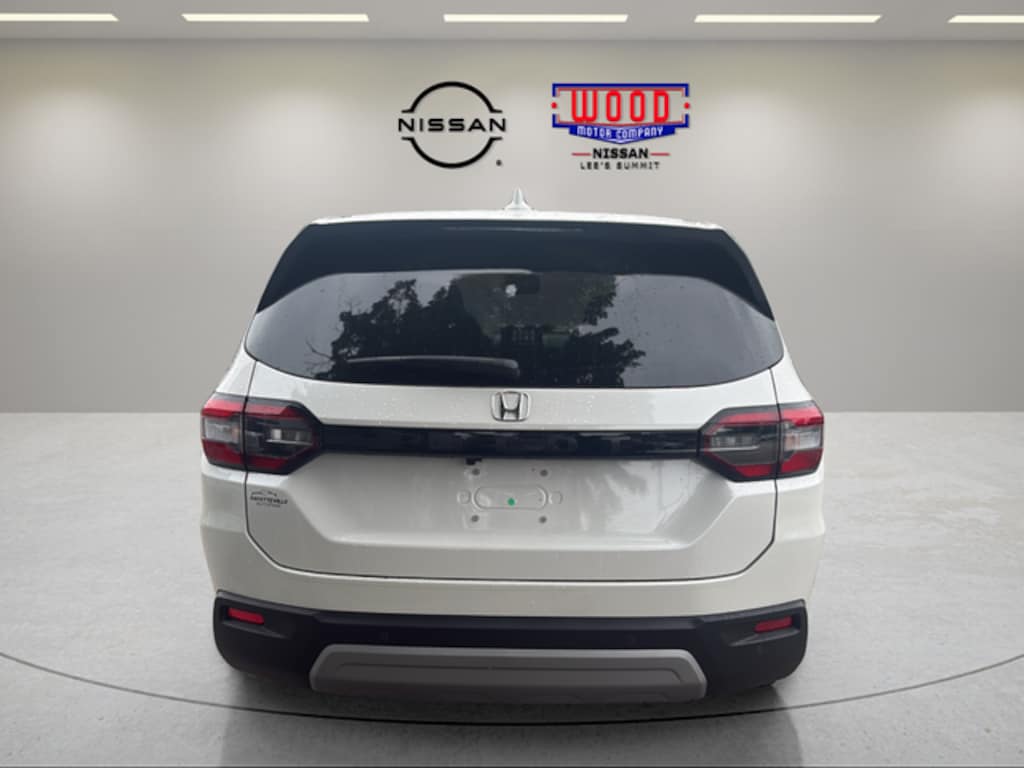 Used 2025 Honda Pilot EX-L SUV