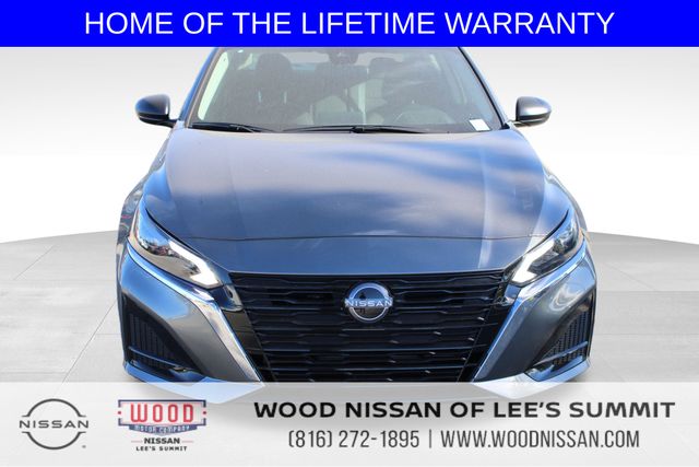 2025 Nissan Altima S photo 2