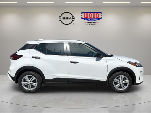Certified 2025 Nissan KICKS PLAY Base with VIN 3N1CP5BV3SL480705 for sale in Kansas City