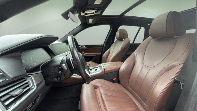 Used 2021 BMW X5 40i with VIN 5UXCR6C04M9E73288 for sale in Kansas City
