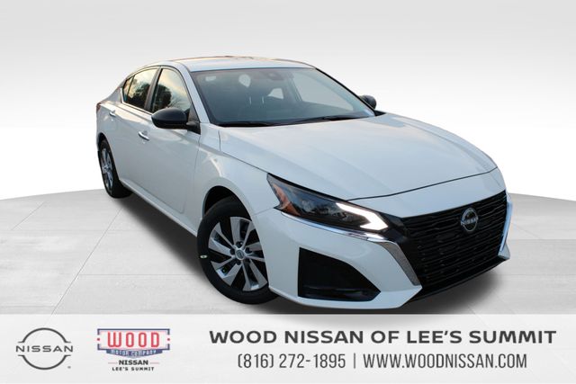 2025 Nissan Altima S's photo