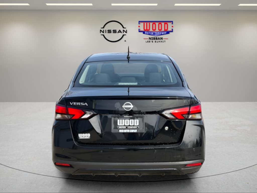 Used 2025 Nissan Versa 1.6 S Sedan
