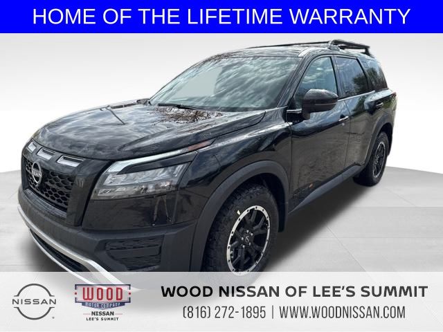 2025 Nissan Pathfinder Rock Creek photo 3