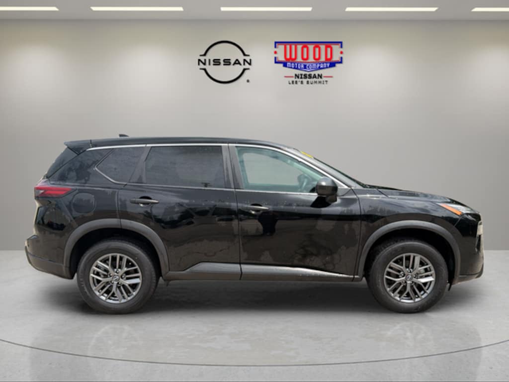 Used 2024 Nissan Rogue S SUV
