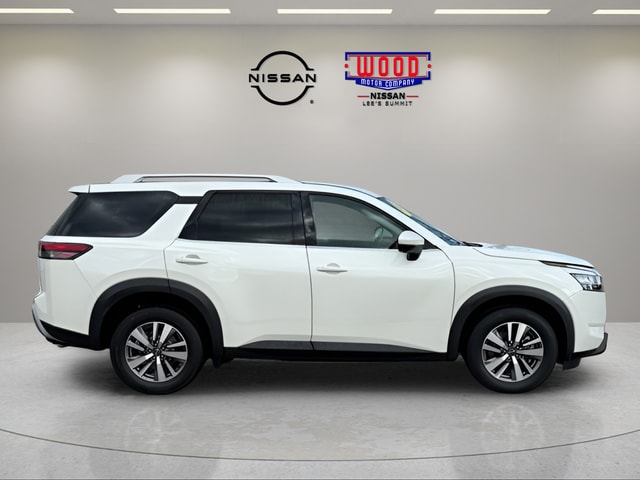 Used 2022 Nissan Pathfinder SL with VIN 5N1DR3CC5NC250074 for sale in Kansas City