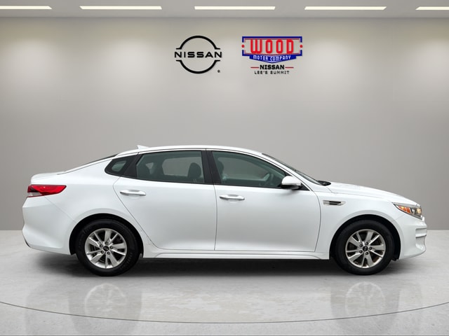 Used 2018 Kia Optima LX with VIN 5XXGT4L31JG192077 for sale in Kansas City