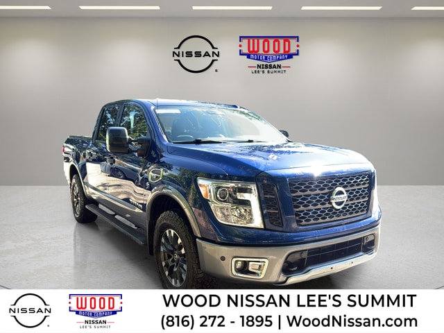 2017 Nissan Titan