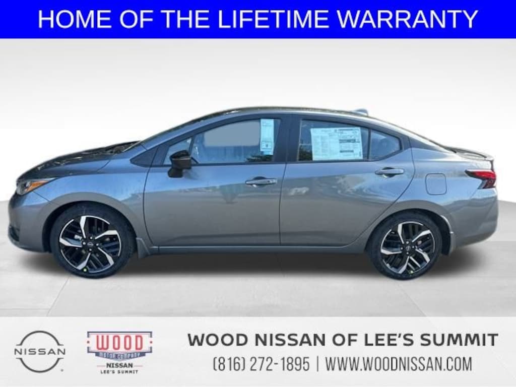 New 2025 Nissan Versa 1.6 SR Sedan