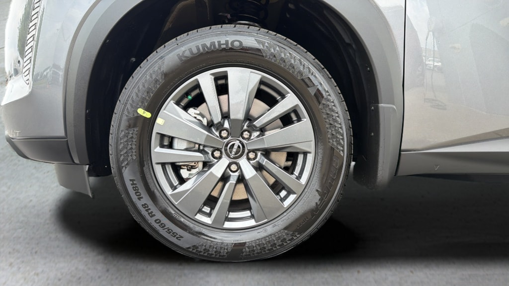 2026 Nissan Pathfinder SV - Photo 14