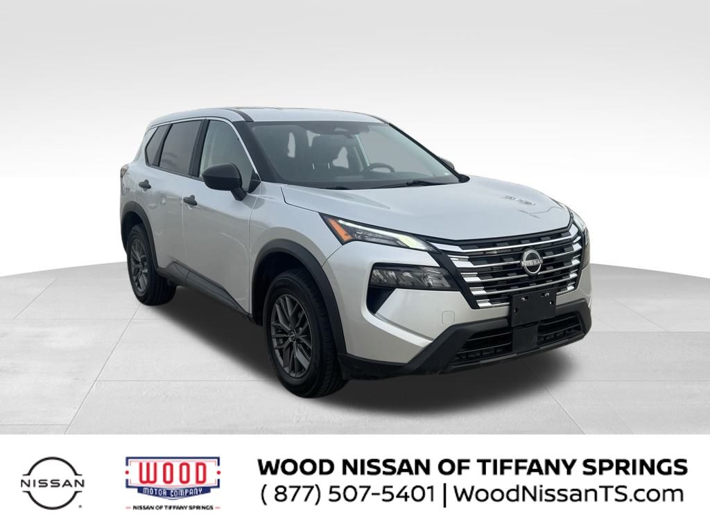 2024 Nissan Rogue S's photo