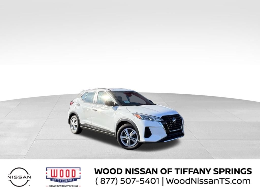 2025 Nissan KICKS PLAY Base's photo