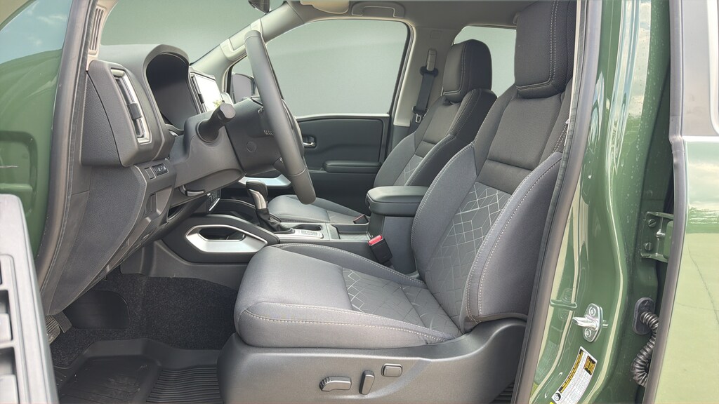 2026 Nissan Frontier SV - Photo 17