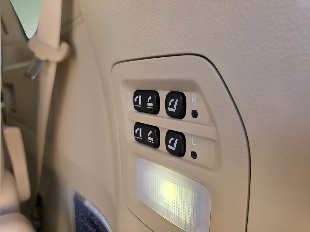 2019 Lexus LX 570 - Photo 8
