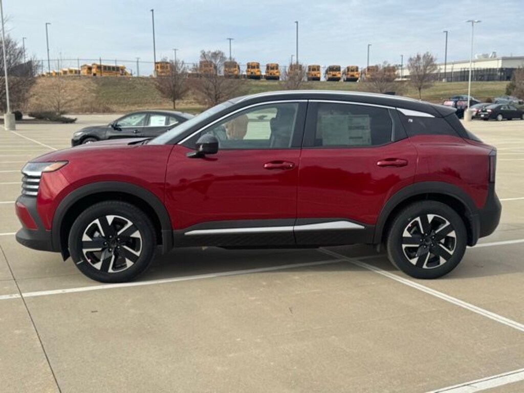 New 2025 Nissan Kicks SV SUV