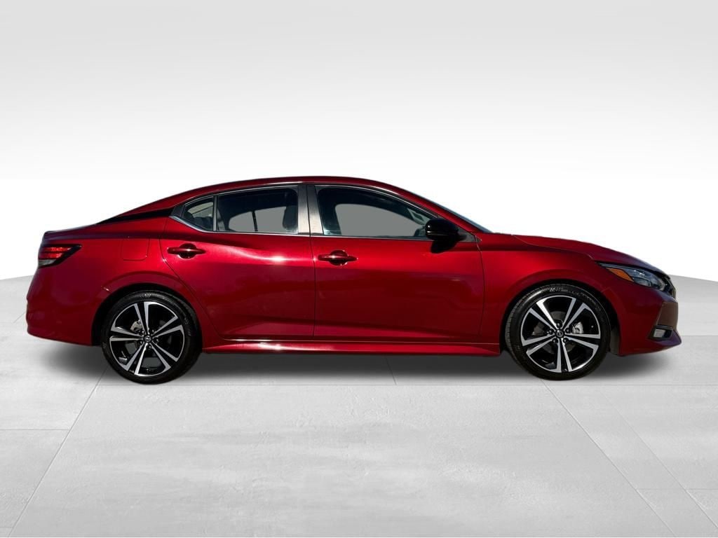 Used 2022 Nissan Sentra SR with VIN 3N1AB8DV6NY256954 for sale in Kansas City