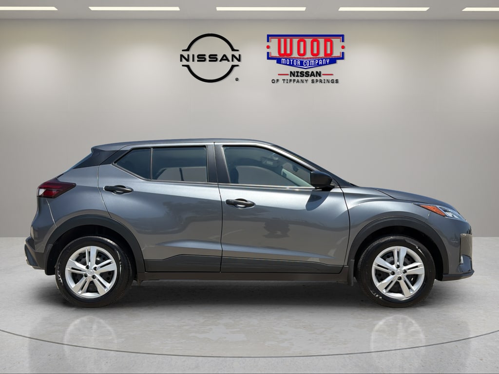 Certified 2025 Nissan KICKS PLAY Base with VIN 3N1CP5BV7SL499581 for sale in Kansas City