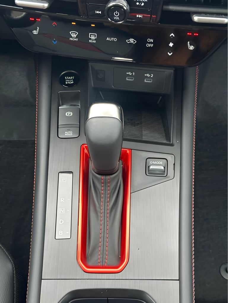 2026 Nissan KICKS SR AWD - Photo 12
