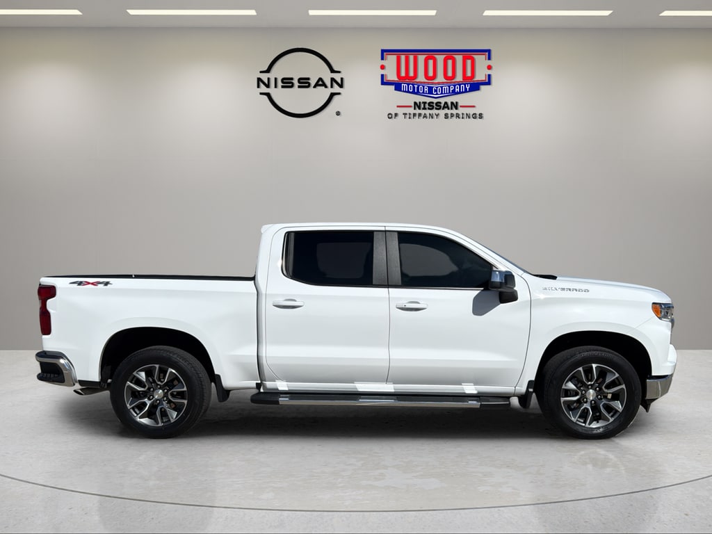 Used 2024 Chevrolet Silverado 1500 LT with VIN 2GCUDDED2R1164151 for sale in Kansas City
