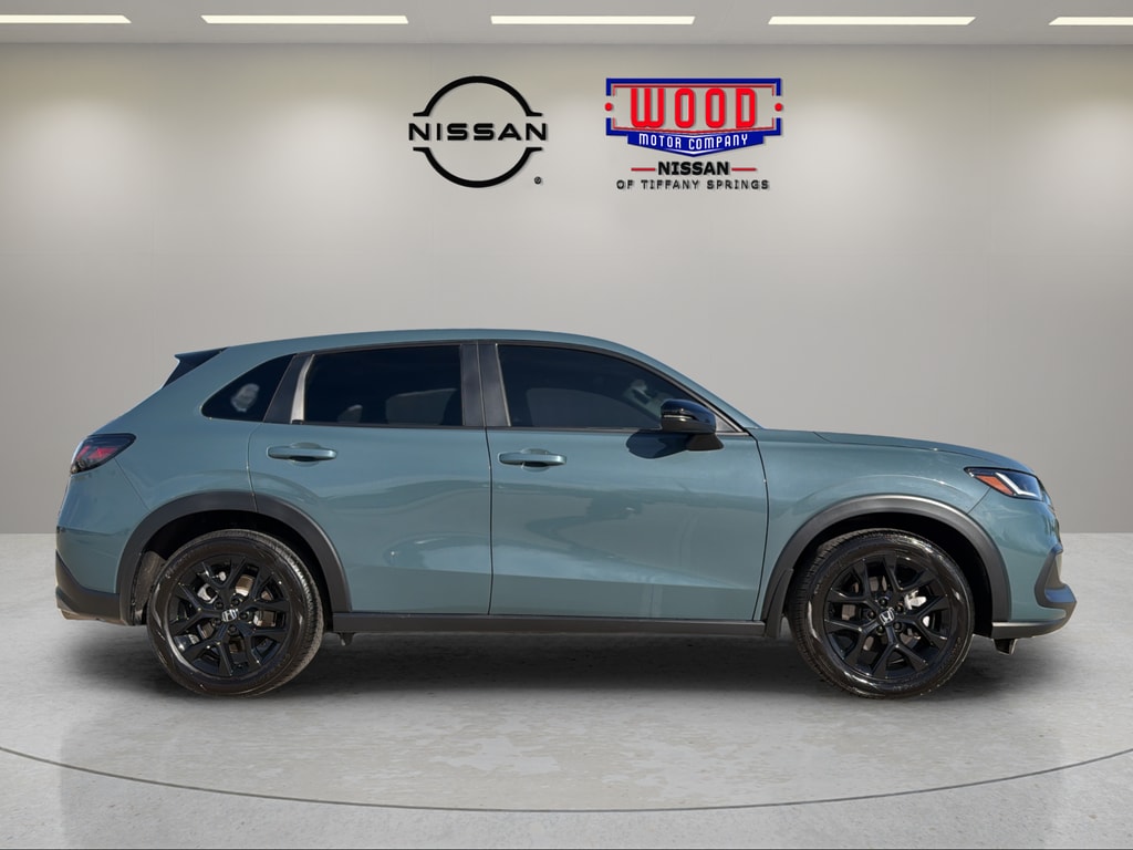 Used 2024 Honda HR-V Sport with VIN 3CZRZ2H5XRM746498 for sale in Kansas City