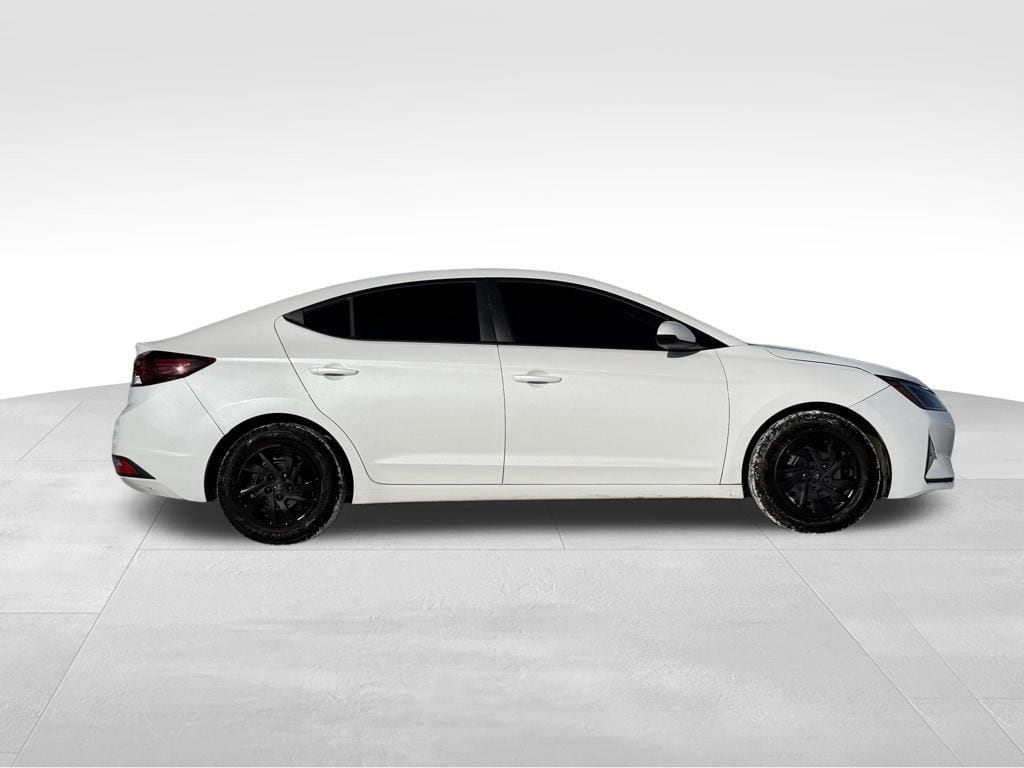 Used 2020 Hyundai Elantra SE with VIN 5NPD74LF7LH575935 for sale in Kansas City