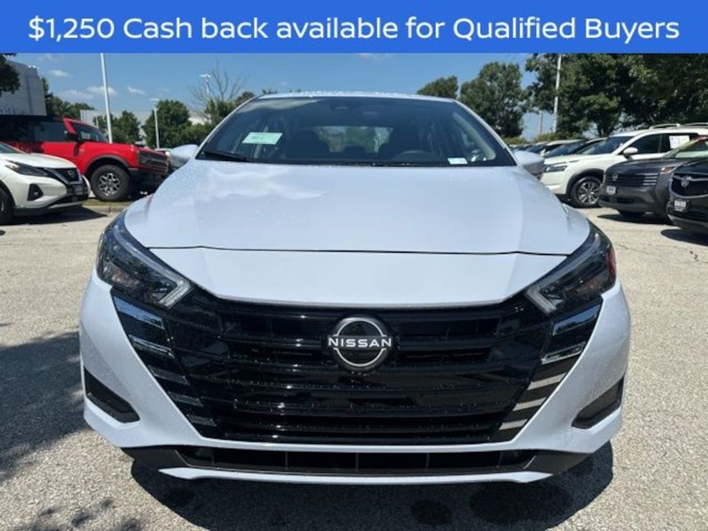 New 2025 Nissan Versa 1.6 SV Sedan