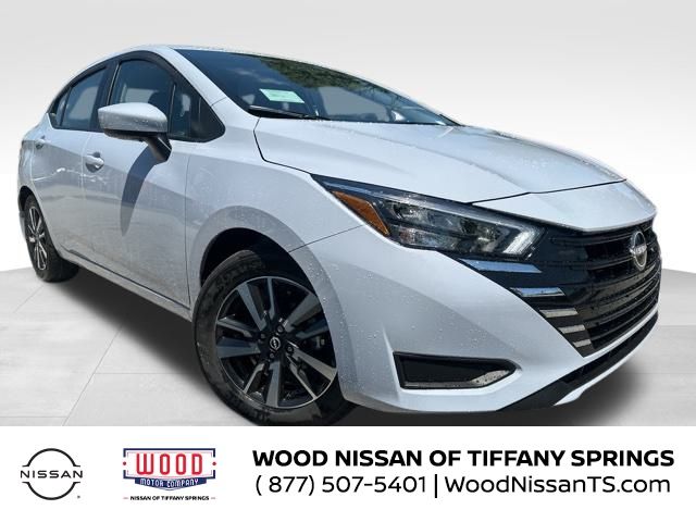 2025 Nissan Versa SV's photo