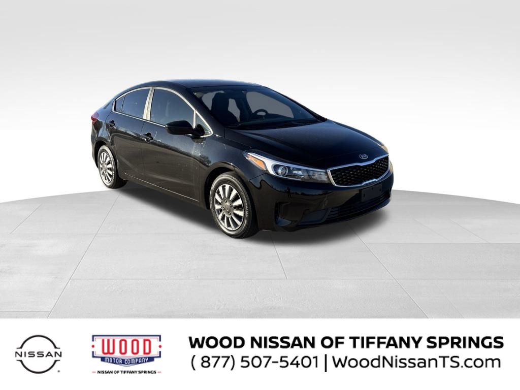 2017 Kia Forte LX's photo