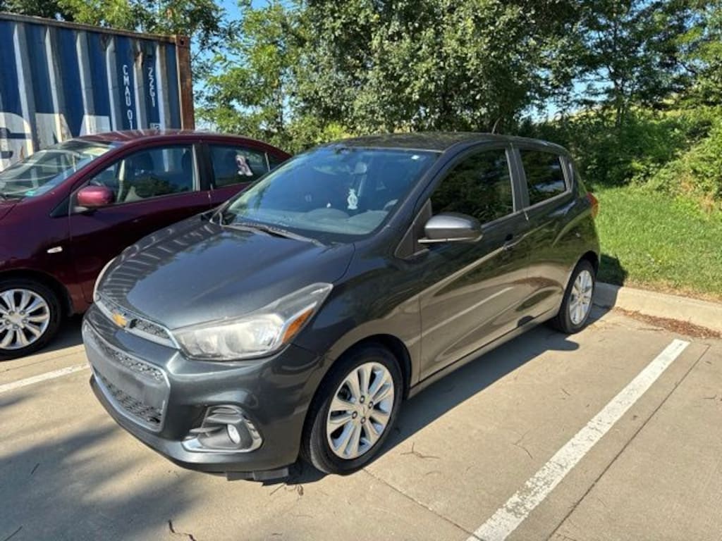 Used 2017 Chevrolet Spark LT w/1LT CVT Hatchback