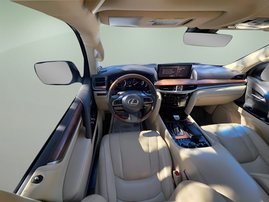 2019 Lexus LX 570 - Photo 16