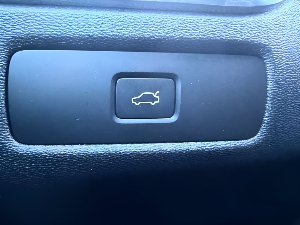 2024 Volvo XC60 Plus - Photo 20