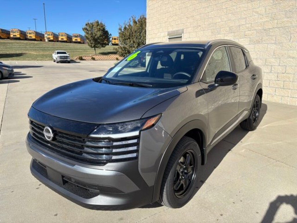 New 2026 Nissan Kicks SV SUV