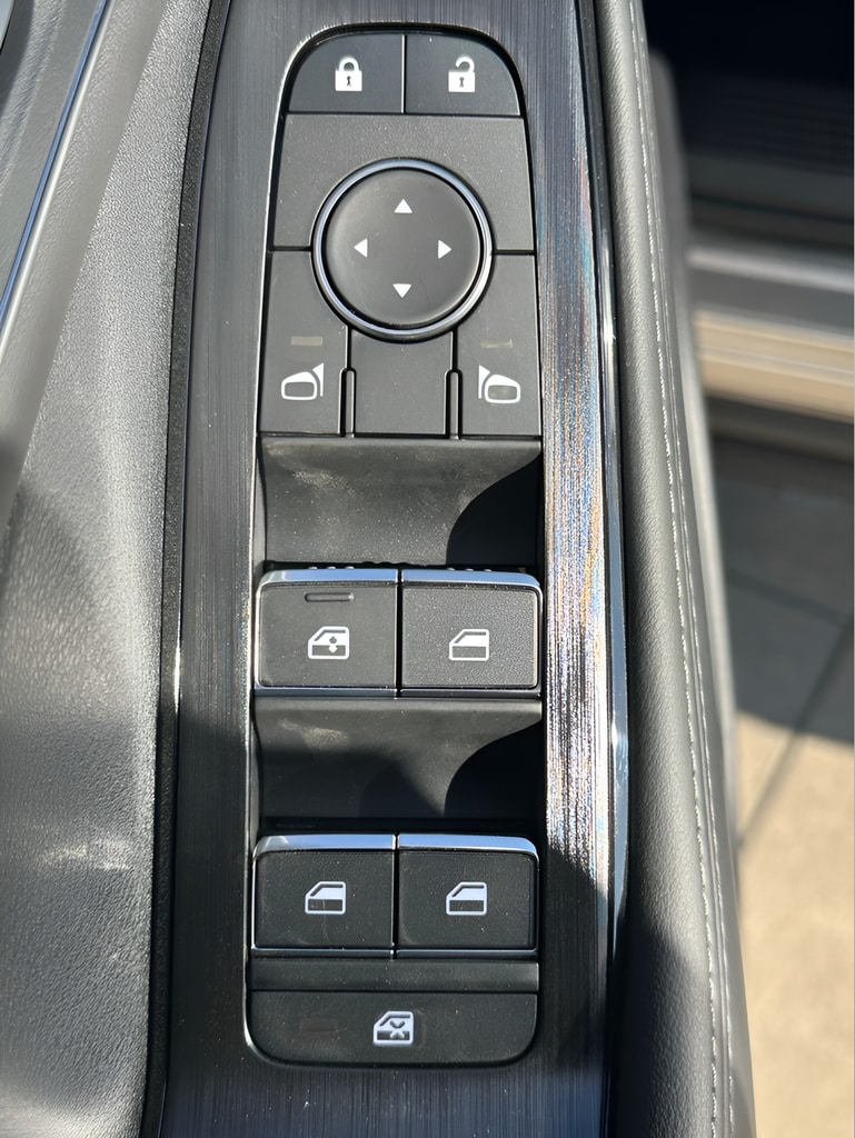 2026 Nissan Rogue Platinum - Photo 17