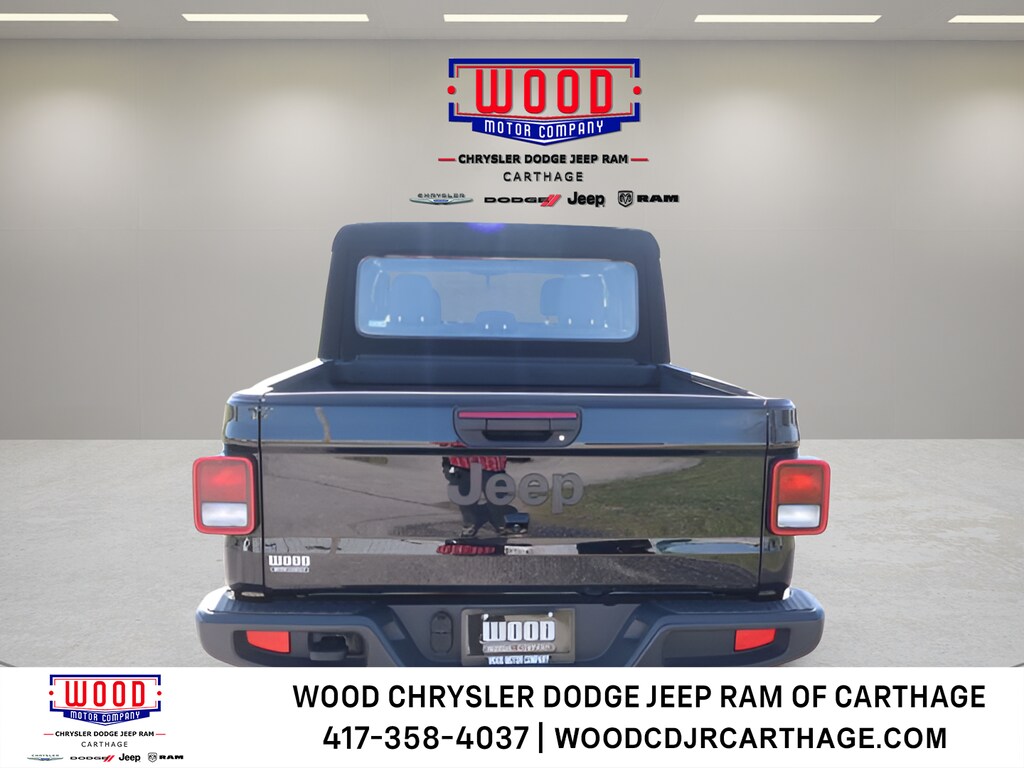 Used 2024 Jeep Gladiator Sport Truck Crew Cab