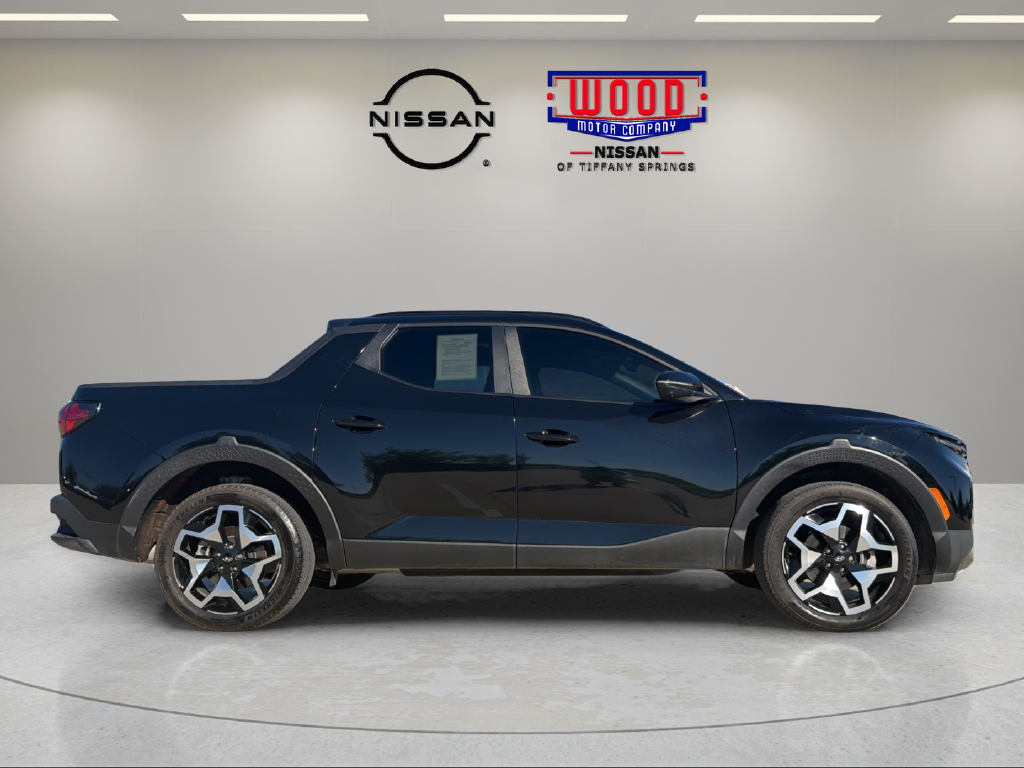 Used 2024 Hyundai Santa Cruz Limited with VIN 5NTJEDDF3RH106388 for sale in Kansas City