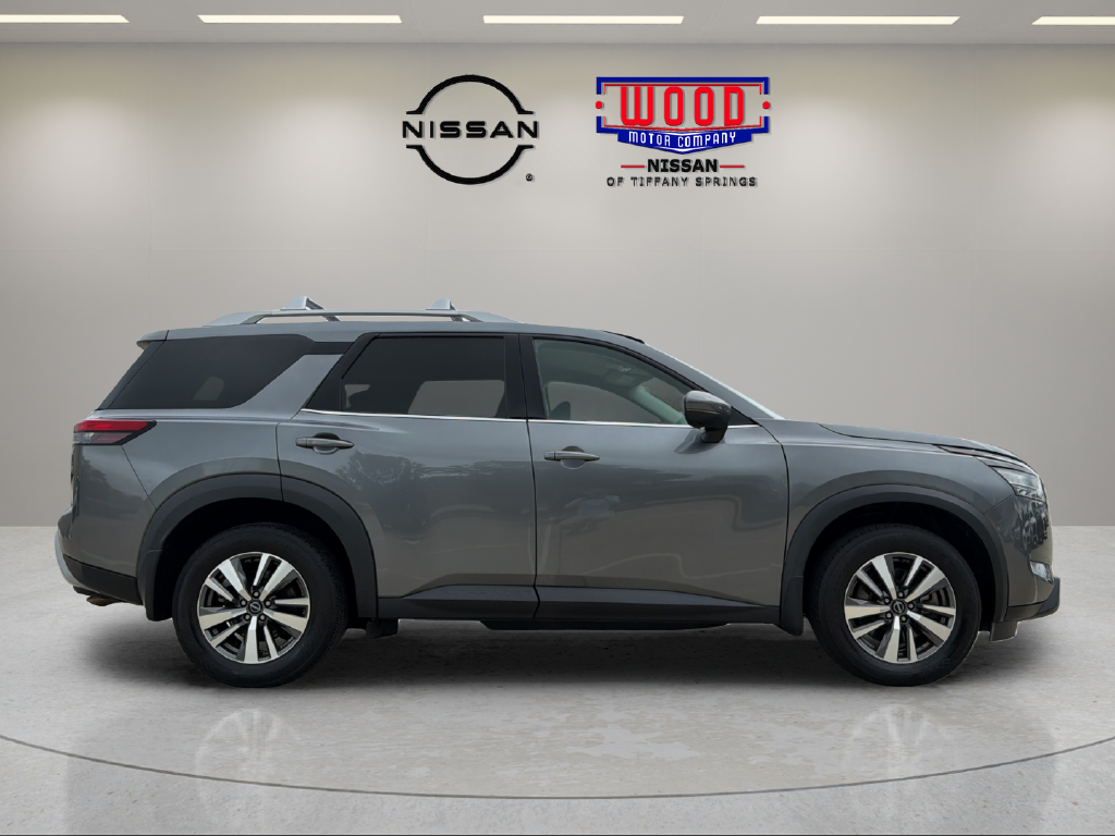 Used 2024 Nissan Pathfinder SL with VIN 5N1DR3CC3RC220366 for sale in Kansas City