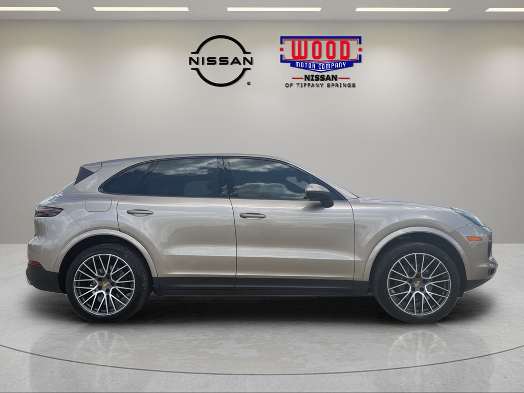Used 2019 Porsche Cayenne Base with VIN WP1AA2AY3KDA18441 for sale in Kansas City
