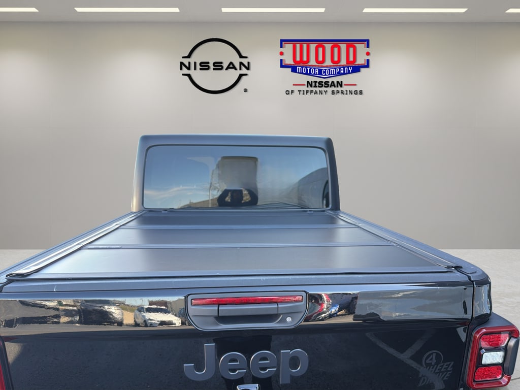 Used 2024 Jeep Gladiator Willys with VIN 1C6HJTAG3RL120746 for sale in Kansas City