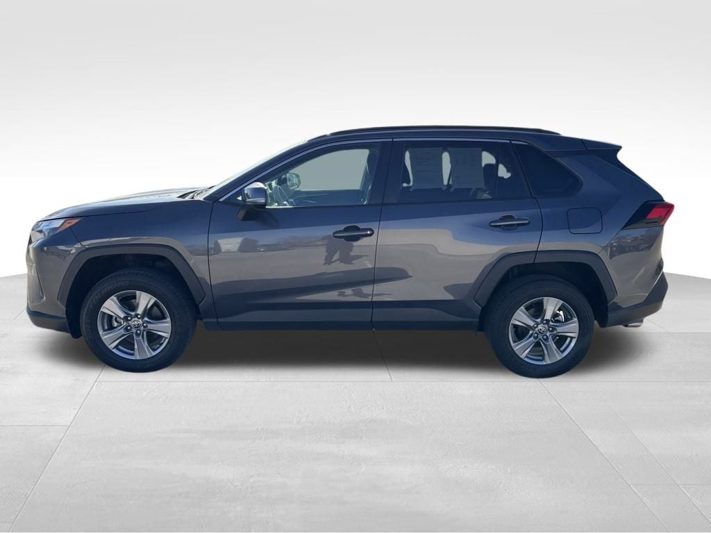 Used 2024 Toyota RAV4 XLE with VIN 2T3P1RFVXRW453683 for sale in Kansas City
